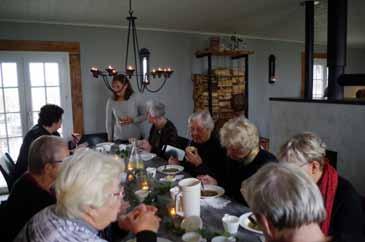 Pilgrimsvandring med information om det ursprungliga sädessorterna och dess uppbyggnad Söndagen den 6 nov. gick pilgrimsvandrare från St. Sigfrids hamn i Lovers till Igelösa kvarn (Håpen).