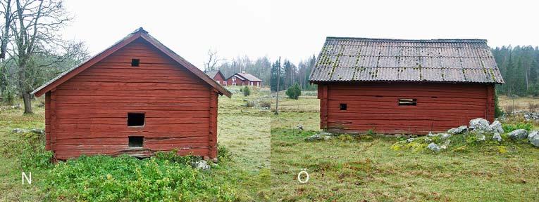 Stomme Rötfickor på västra långsidan huggs bort. Rötskador i syll samt stock 2 och 3 på norra gavelsidan halvsulas (ca 8 löpmeter). Rötskador på östra långsidans 4 undre stockar huggs bort.