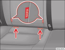 Se till att du sitter ordentligt och säkert 79 Spänna fast bilbarnstolen med hjälp av de nedre fästpunkterna (ISOFIX, LATCH) Varje säte i baksätet har två hållare som kallas för nedre fästpunkter.