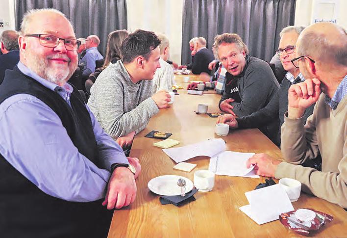 Här efterlystes mer insyn och delaktighet genom tvärgrupper i exempelvis foderfrågor, men också närmare samarbete mellan Lantbruk och Maskin.»Från jord till bord är mycket viktigt.