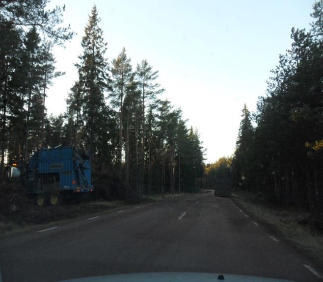 fara. Upplaget är även placerat vid ett backkrön samt råder vinterväglag, vilket ytterligare