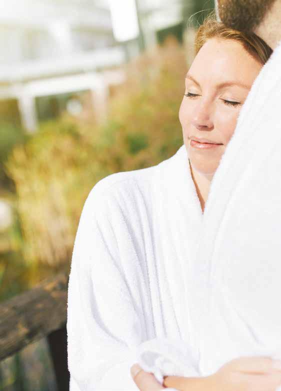 Underara dagar på onney Brunn SPA Njuta Låt stress rinna av och vardagsekymr gå upp i ånga. Låt dig själv njuta till fullo i vårt ljusa och ftiga SPA.