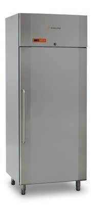 BRIS 850 SNABBNEDKYLNINGSSKÅP SNABBNEDKYLNING 25 KG MODELL BRIS-850S2A MODELL BRIS-850S2C MÅTT (mm) 850x765x2160 MÅTT (mm) 850x765x2160 BRIS 850 SNABBNED- KYLNING STANDARD: HELT I ROSTFRITT / 12 ST