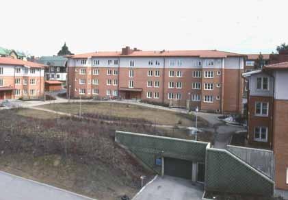 27 Det stora antalet fast anställda elever ställde krav på boende utanför skolorna. Detta löstes i Östersund genom tillmötesgående av kommunen.