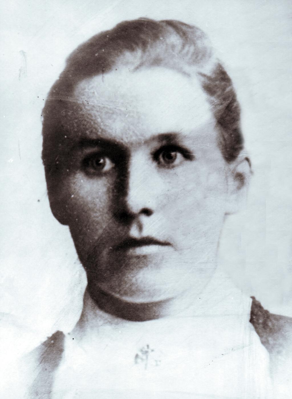 Emmy Andersson, född Nilsson. 1881 1943 Emmy var född på Söderby Gård i Handen där fadern Kolartorparn Reinhold Nilsson, född 1852 i Ålem, var mjölkarrendator där.