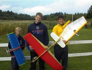 Dock stack Andreas upp och spöade Johan båda gångerna de möttes (Ett svårt slag för den senare...). Andreas Göransson, Johan Larsson och Jimmy Dahlgren på Vänersborgspokalen.
