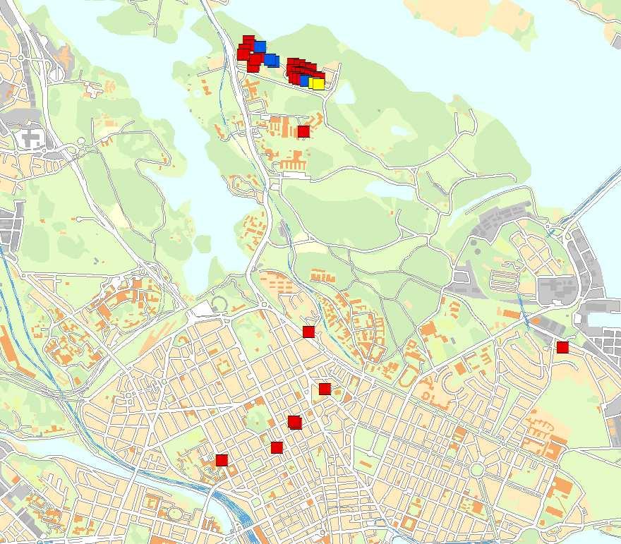 3 Analys 3.1 Parkerande både dag- och natt Bilar som parkerar både under dag och natt är bilar som antingen har ställts upp för långtidsparkering eller så är det en bil som bor i området och används.