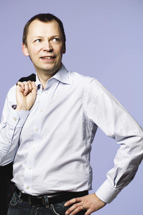 VD har ordet Kundernas behov, vår framtid Som informationsnav i svensk skogsnäring behöver vi ha en ständig dialog med våra kunder.