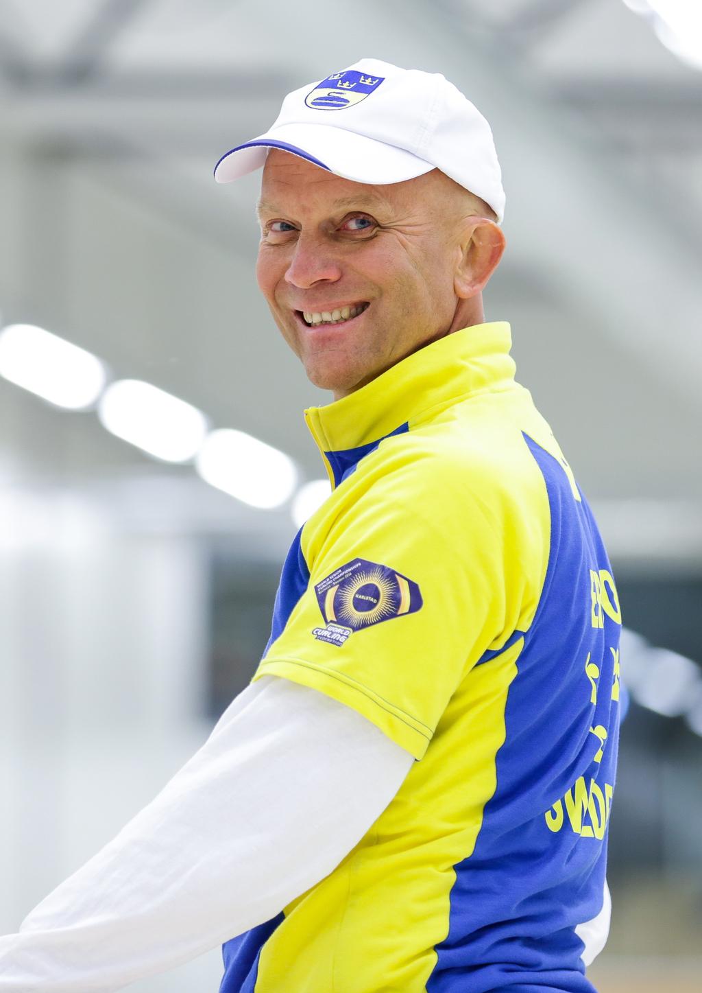 Foto: WCF SVENSKA CURLINGFÖRBUNDET SCF PARTNERS SCF PARTNERS 361 Stjärnägg Zekler Bygma Euro Finans Cramo Smålandsvillan Piteå Scandic Hotels ICA SCF LANDSLAGSPARTNERS Gå & Löp-kliniken Ortolab