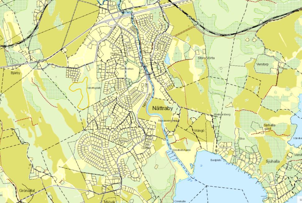 Områdesbeskrivning Planområdet utgörs av fastigheten Västra Nättraby 10:87 som är belägen i centrala Nättraby, söder om Mjöviksvägen.