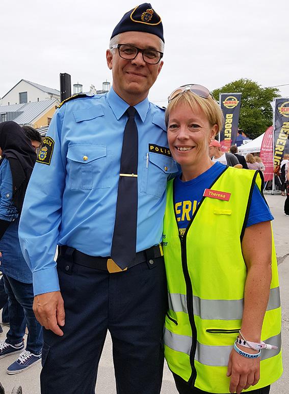 Våra volontärer har under veckan gjort ett fint arbete i området kring Värnhem och har haft många möten med personer som kommit fram för att prata.