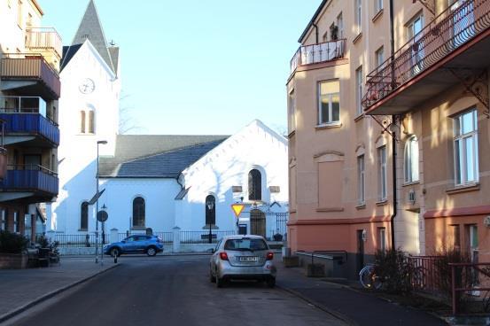 7 (14) PLATS 7 Nytt problem, Ska åtgärdas, et åtgärdat, Struket, ej åtgärd Södra Kyrkogatan Inga anmärkningar PLATS 8 Stortorget med bilar som kör in på torget.