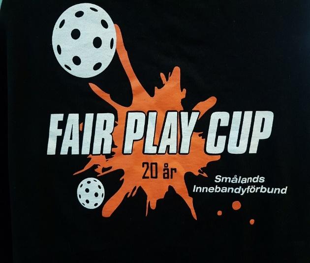 Fair Play Cup 20 år Våren 2018 firade Fair Play Cup 20 år och är nu en av världens största innebandyturneringar.