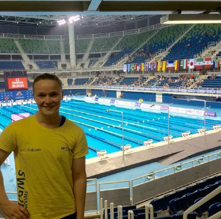 Sveriges lag på 4x100m Fr Pojkar och Mixed. Utöver Ungdomslandslaget i Györ har han deltagit för Sverige vid NM och NUM.