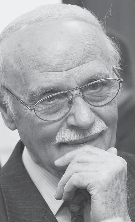 to už tu raz v našich zemepisných končinách bolo. Československo malo tandem trénerov Ladislav Novák - Ladislav Kačáni. Boli ste skutočne rovnocenní?