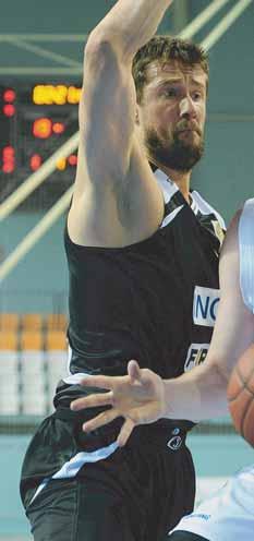 36 Z ČESKEJ TLAČE Brankár českej hokejovej reprezentácie Ondřej Pavelec len stroho okomentoval zranenie, ktoré ho podľa jeho slov iba nakrátko vyradí z účasti na tohtoročnom svetovom šampionáte.