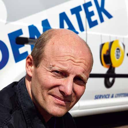 Totalt omfattar avtalet service på cirka 100 olika lyftutrustningar under tre år.