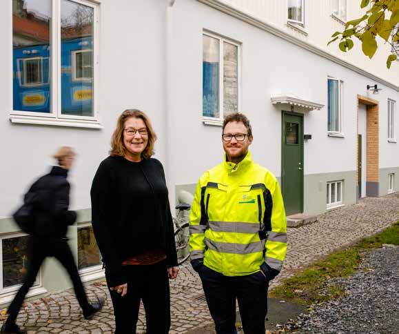 Vi befinner oss i en lägenhet högt upp i ett av Poseidons hus på Näverlursgatan i Västra Frölunda. Än så länge är det lugnt och stilla. Vi förbereder en scen som utspelar sig i sovrummet.