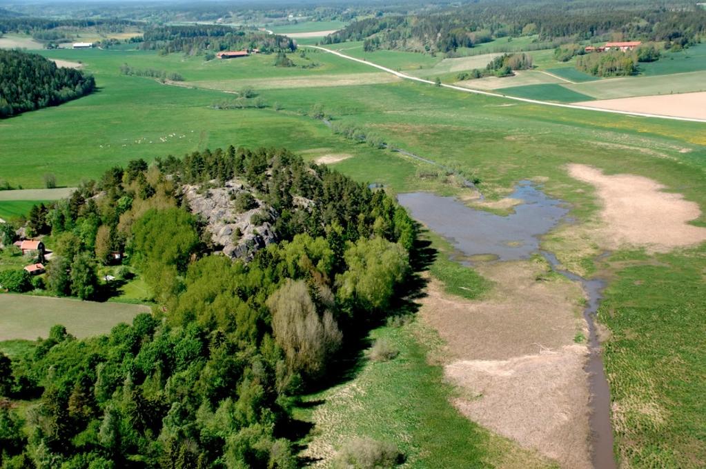 Denna presentation ger dig svar på Hur du berörs av grön infrastruktur Vilka delar handlingsplanen innehåller Hur du i din roll kan använda handlingsplanens olika delar Kartor och tillhörande