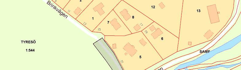 Antagandehandling 4/14 Bilden visar fastighetsbeteckningar för planområdet (rött i