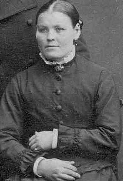 Anna Stina (f 1825) bodde kvar på undantag.
