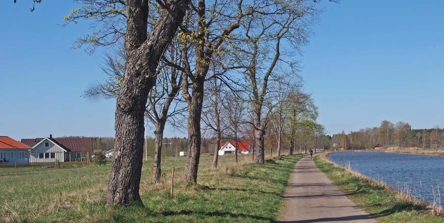 - Inga nationella eller lokala miljömål befaras bli motverkade. Samlad bedömning Planens genomförande innebär att en befintlig bebyggelsegrupp kompletteras med nya hus av likartad typ.
