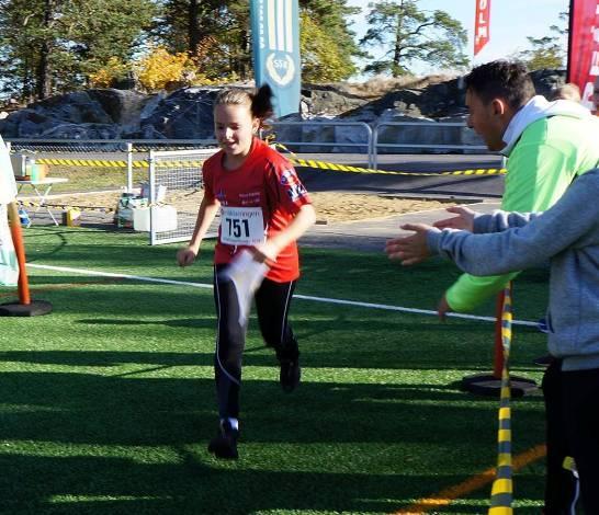 Torsdagar Löpträning för ungdomar. Träningen kommer framför allt att genomföras i skog med visst mått av kartträning som bonus. Tid 18:00 19:00 och samling vid klubbstugan om inget annat anges.