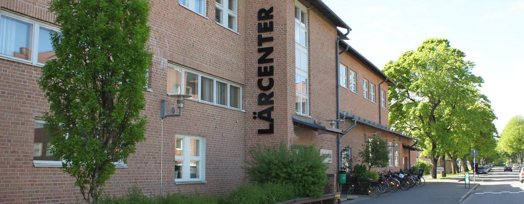 Välkommen till särskild utbildning för vuxna på Lärcenter Särskild utbildning för vuxna är en del av kommunens vuxenutbildning.