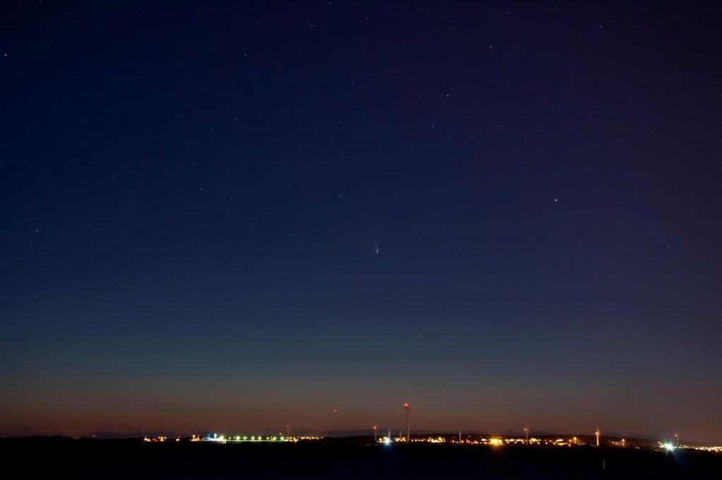 5 Kometen C/2011 L4 PANSTARRS. Jag tog den från Långedrag fredag 22 mars klockan 20:30. Kamera Nikon D90. Objektiv 18-105 mm. Brännvid 42 mm. F/7,1. Exp.