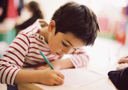 Alla barn går 9 år i grundskolan. Foto: Colourbox Som förälder har du rätt att välja skola för dina barn. Barnet har alltid rätt till en plats i skolan i det område där ni bor.