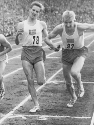 Stor Grabb nr 193 Alf Affe Petersson (f 1933) 100m 11,0, 200m 22,0, 400m 47,0, Längd 7,31 "Affe" tog brons på 4x400 m i EM 1958 i Stockholm, där han var individuell 5:a på 400 m.