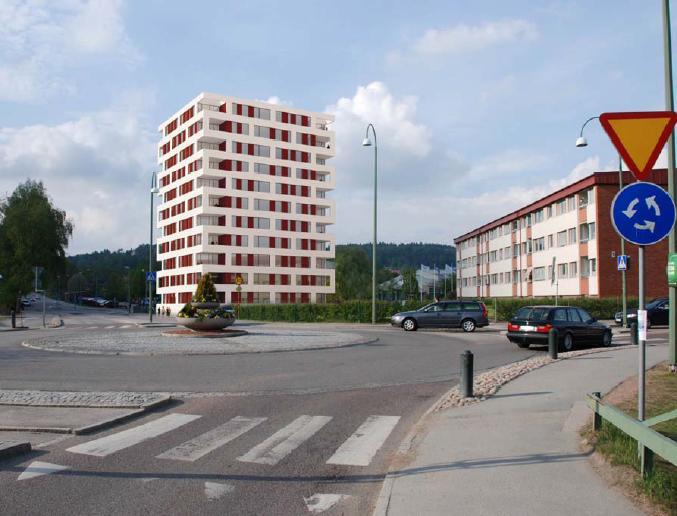 9 Bostäder på telestationstomten Under sommaren 2010 genomfördes samråd för ett bostadhus på den så kallade telestationstomten vid Häradsvägen strax söder om Vattenpalatset.