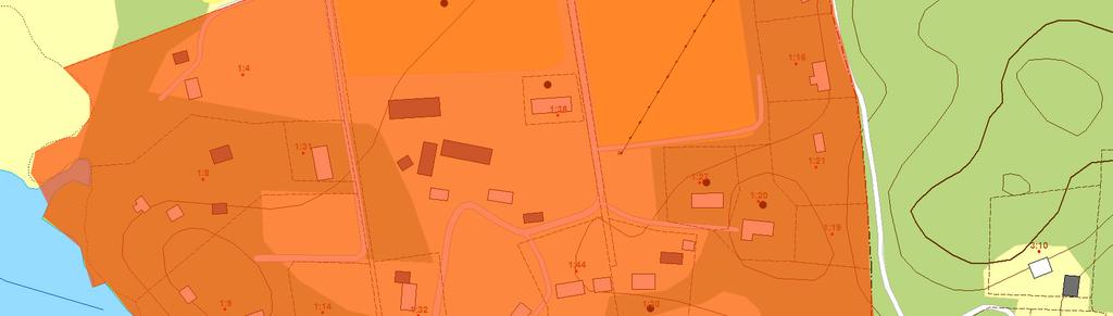 Dock bedömer miljökontoret att nya förelägganden måste fattas om avloppsfrågan inte löses på frivillig väg. Kommunen drar nu fram vatten- och avloppsledningar (VA) till fastigheter längs Enlundavägen.