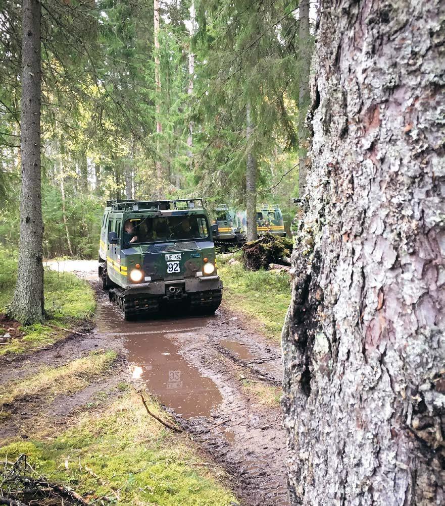 BILKÅRENS CIVILA UPPDRAG JENNY BERGLUND Stockholms bilkår Har en överenskommelse som bandvagnsförare för Trafikverket sedan 2015.