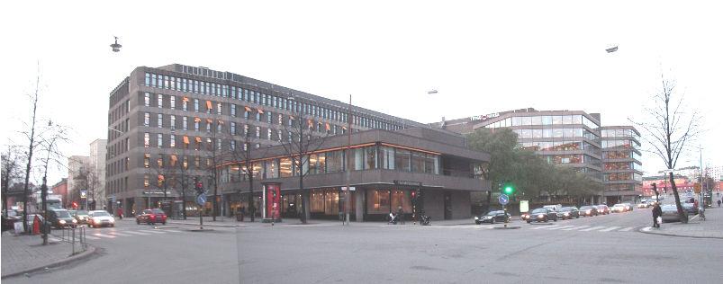 4 (13) S-DP 2009-04274-54 Paviljongen I anläggningens södra del, vid hörnet av Fleminggatan och Scheelegatan, finns en två våningar hög paviljongsbyggnad i glas och betong.