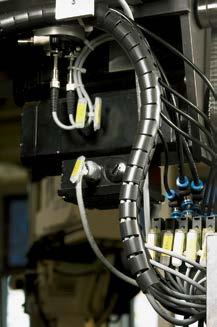 3.5 Kabelskyddssystem Flexibel korrugerad slang Helawrap kabelskydd, material: PA6, UL94V0 HWPAV0 flamskyddad och nötningstålig Helawrap HWPAV0 används för att bunta och skydda kablar och ledningar,