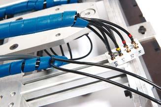 Kabelskyddssystem Flexibel korrugerad slang 3.5 Kabelspiral med metallinnehåll SBPEMC SBPEMC kabelspiraler är lämpade att användas inom livs- och läkemedelsindustri.