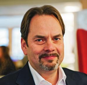 Övriga nuvarande befattningar: Styrelseordförande i Crem International, Eltel och itslearning. Styrelseledamot i Addtech, ORAS Invest och Priveq Investment V. Senior Advisor PJT Partners.