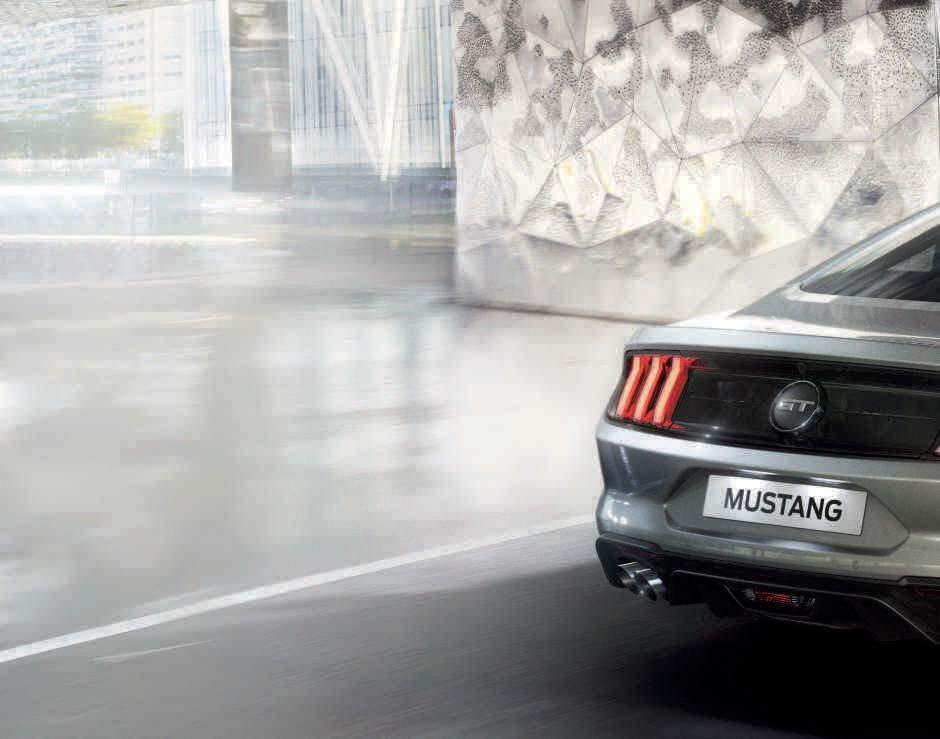 Smidig. Mustang har alltid varit en unik sportbil och nu är köregenskaperna bättre än någonsin. Det specialutvecklade chassit med individuell hjulupphängning runt om gör Mustang oöverträffat smidig.
