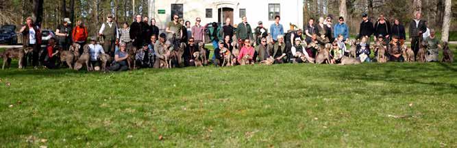 INTRUKTÖRER PÅ LÄGRET TED KARLSSON / ÖPPENKLASS PERNILLA RYBERG / ÖPPENKLASS Ted har tillsammans med hustrun Teresa haft Weimaraner sedan 2007.