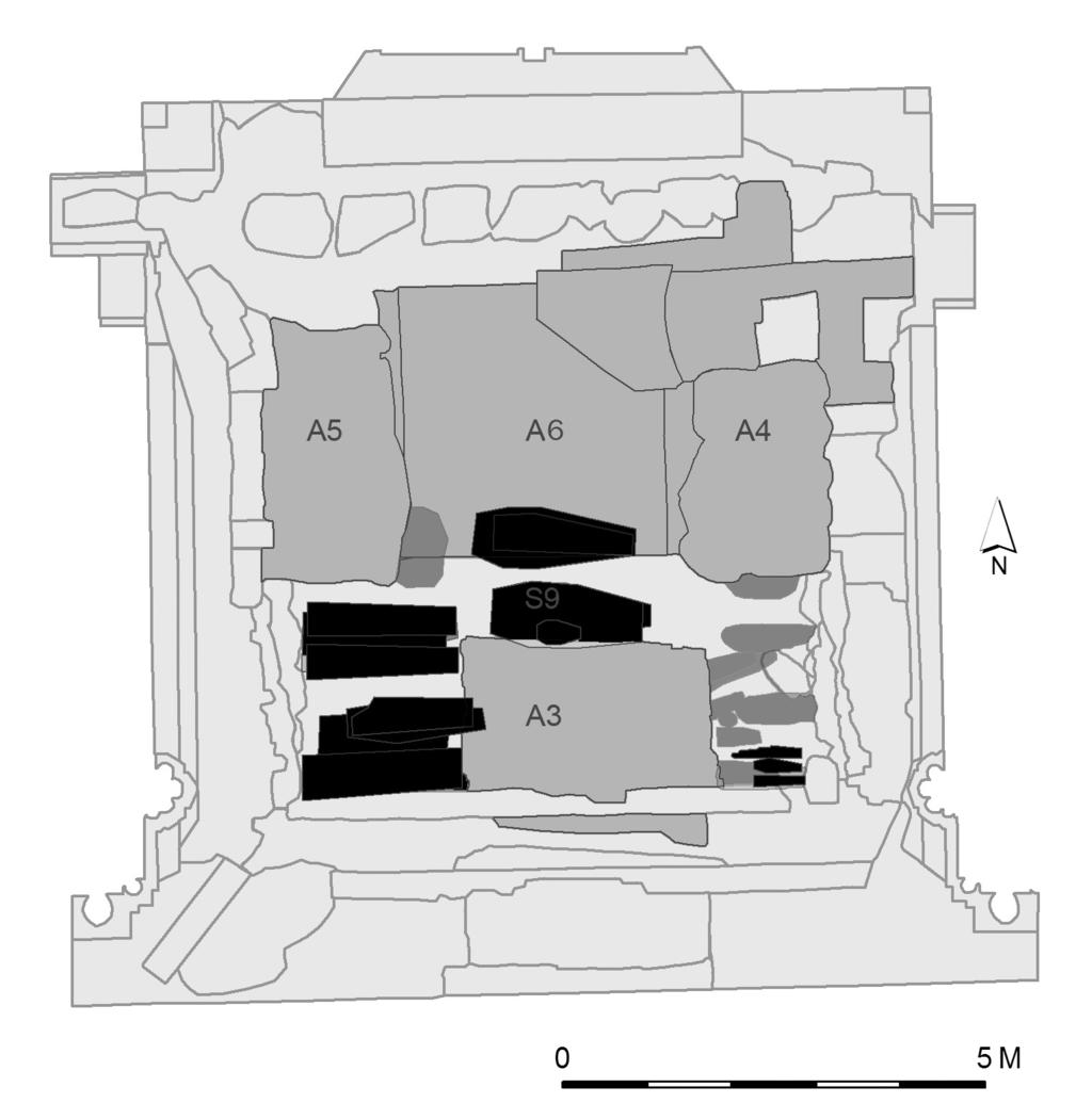 META 2015 Figure 1. Plan and overview of the site with features and the graves indicated.