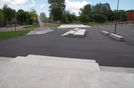 Kommer inte locka folk utifrån till Tomelilla Tumba skatepark 2.