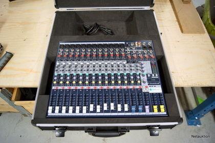 Soundcraft EFX8