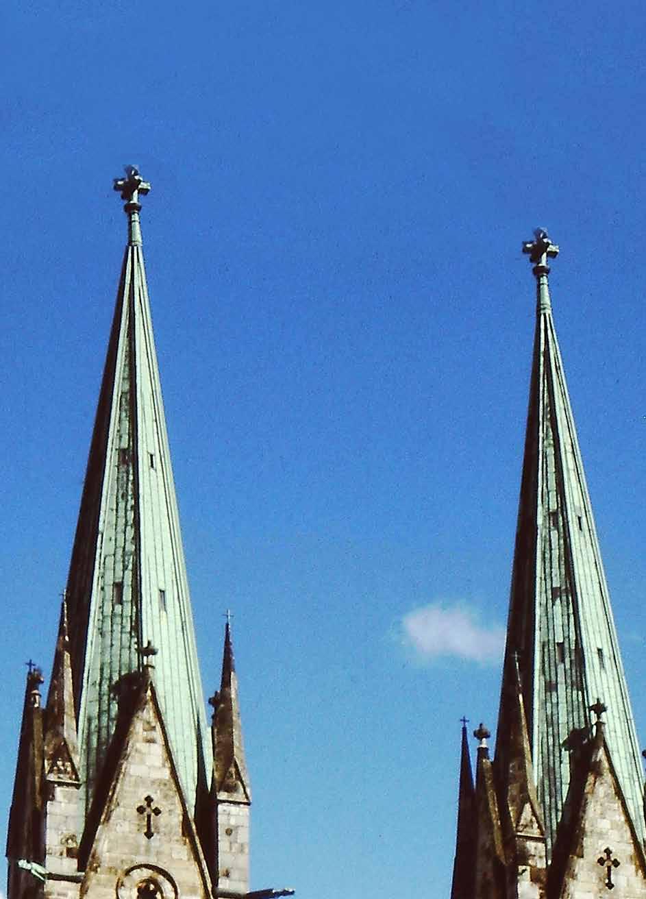 För Gud är en dag som tusen år År 2014 firar Skara stift 1 000 år 1000-årsjubileum i Skara stift 2014 u Allkristet möte i Skara Pingstafton 7 juni u