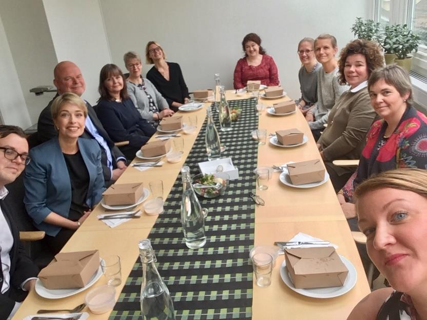 Som nyvald ordförande fick Emma Klingvall i oktober chansen att hålla i ett lunchmöte med hälso- och sjukvårdsminister Annika Strandhäll tillsammans med medlemmar från avdelningen samt