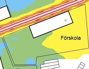 Detta bör studeras mer i detalj i senare skede. Området där föreskolegård kan anläggas innehåller riktvärdet om 55 dba för ca 60 % av ytan, se Figur 4.