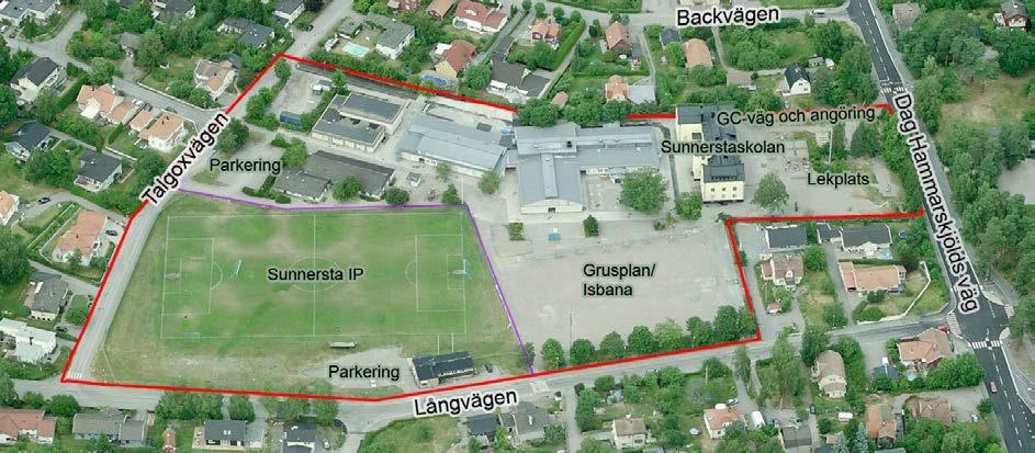 Bilderna visar den gång- och cykelväg, skola samt fotbollsplan som finns inom planområdet.