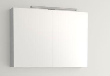 helfrontstativ Nedre delen går att lyfta upp Längd: 1600 mm Bredd: 700 mm Wc/Dusch Spegelskåp Bas, bredd: