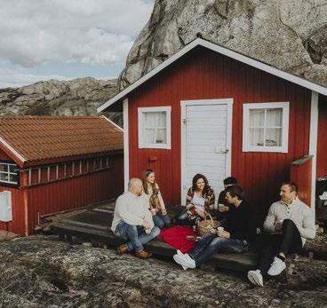 På den lilla charmiga ön Smögen i norra Bohuslän ligger det anrika hotellet Smögens Hafvsbad.