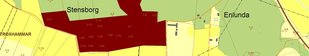 De större fastigheterna som ingår är del av Skå-Eneby 1:3, del av Skå-Eneby 1:2 samt del av Troxhammar 3:4.